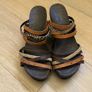 OTBT wedge sandals